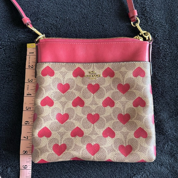 Coach Heart Print Messenger Crossbody Bag - Picture 5 of 6